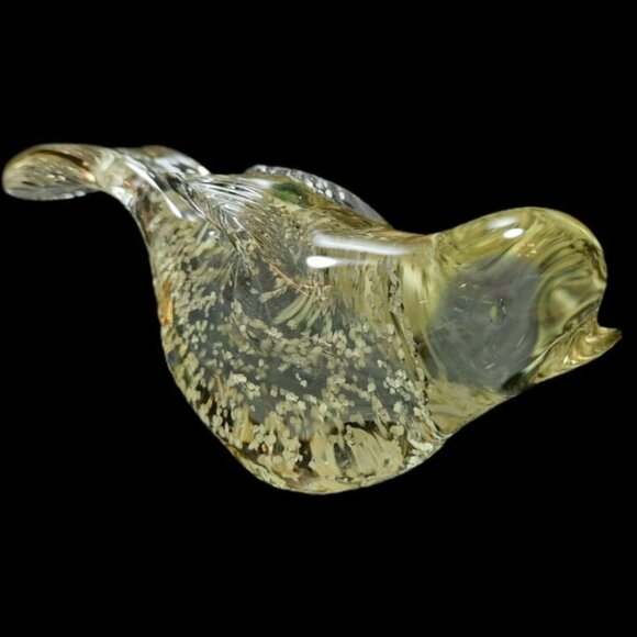 Hand Blown Vintage Glass Bird Figurine With Glow Effect Under Black Light - Picture 4 of 8